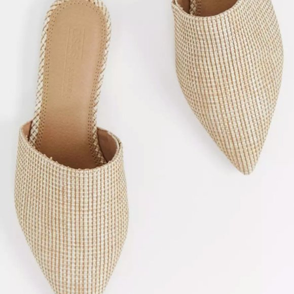 ASOS DESIGN Lorne pointed mules in natural Price - Picture 2 of 7